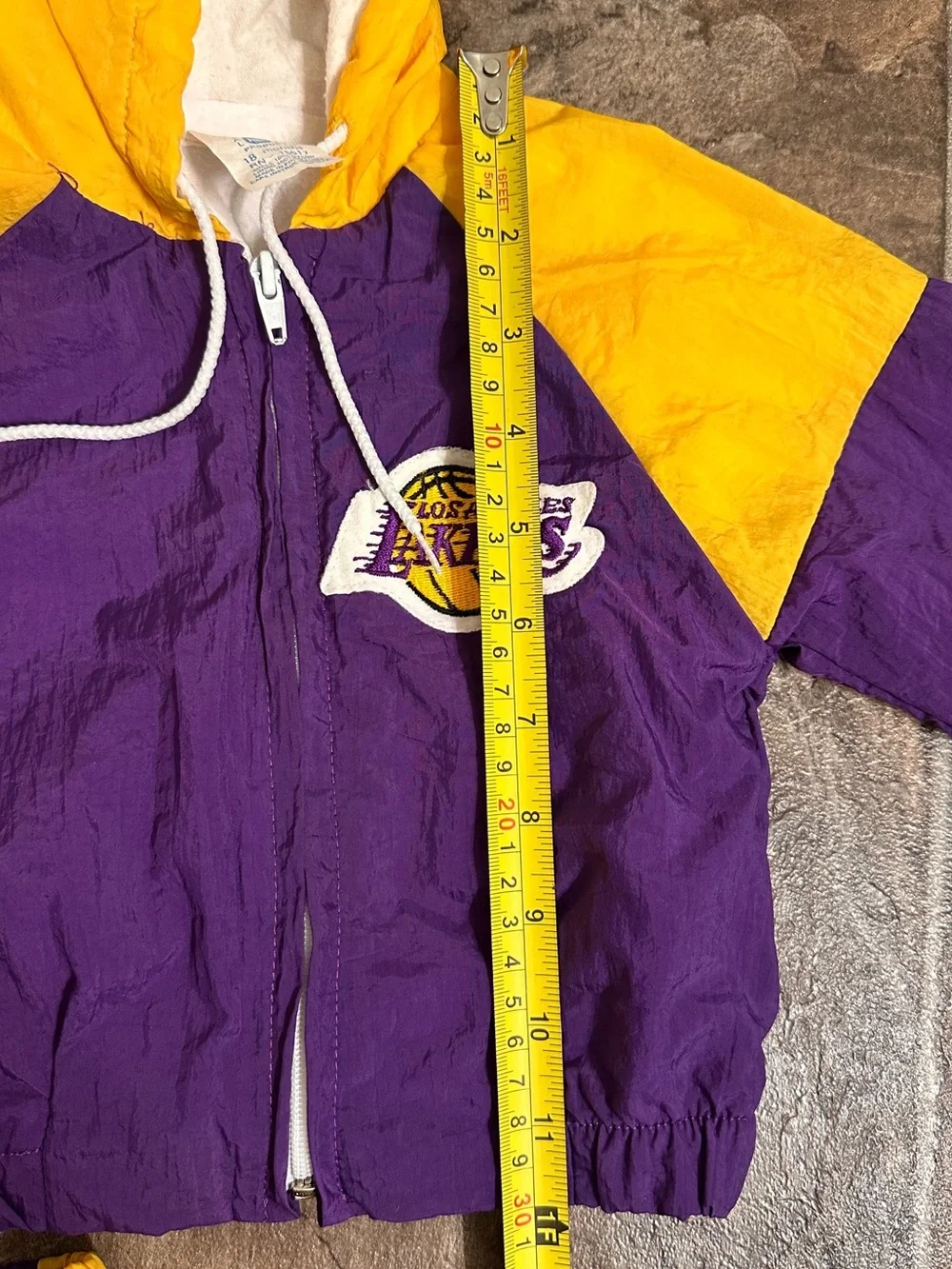 Vintage Los Angeles Lakers 2-piece nylon windsuit size 18 m